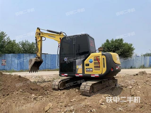 洋马B65挖掘机