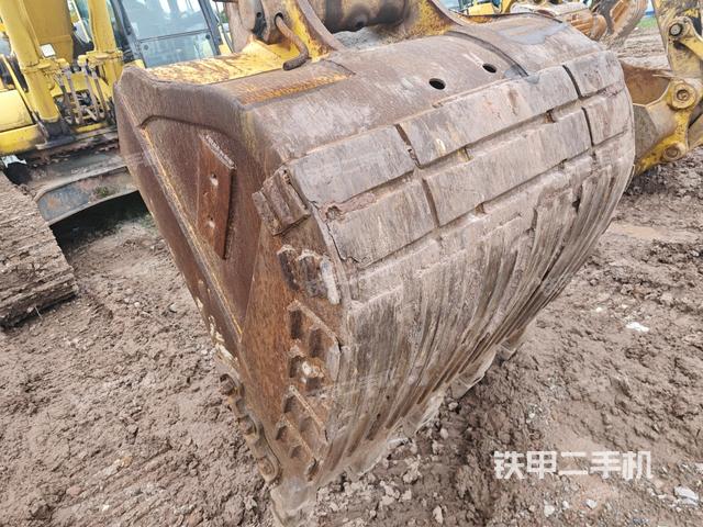 鏟斗45度(工作和回轉(zhuǎn)裝置) 鏟斗45度(工作和回轉(zhuǎn)裝置)