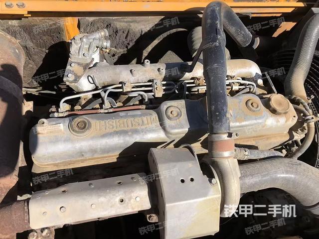 發(fā)動機整體俯視(整機外觀) 發(fā)動機整體俯視(整機外觀)