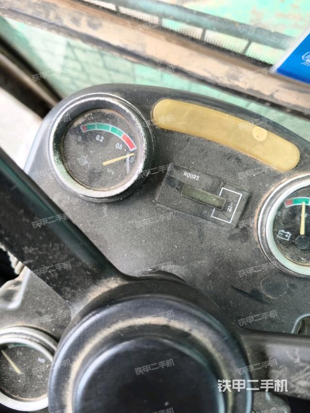 小时表(驾驶室部分) 小时表(驾驶室部分)