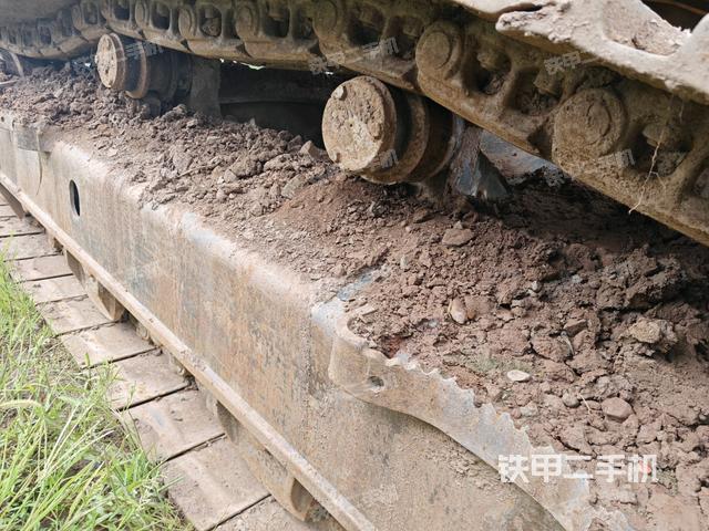 左托鏈輪和鏈筋(行走機(jī)構(gòu)) 左托鏈輪和鏈筋(行走機(jī)構(gòu))