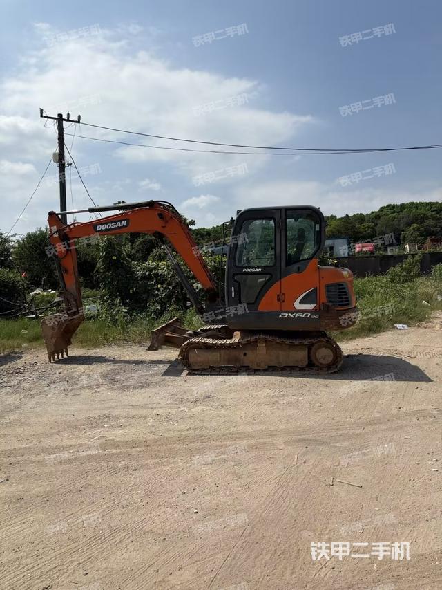 斗山DX55-9C挖掘機