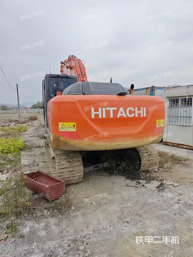 整機右后45°(整機外觀) 整機右后45°(整機外觀)