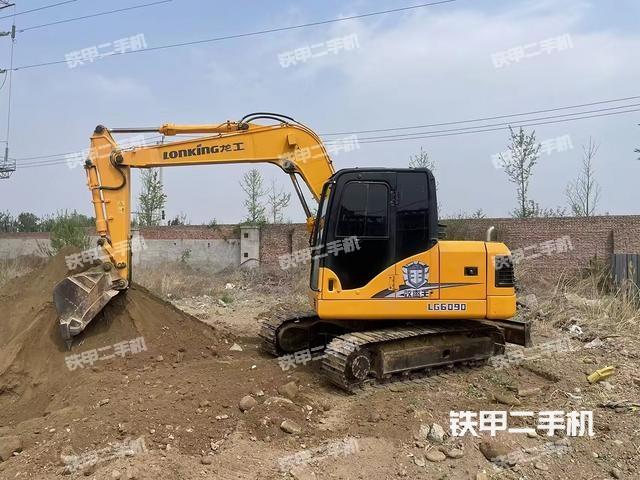 龍工LG6090挖掘機(jī)