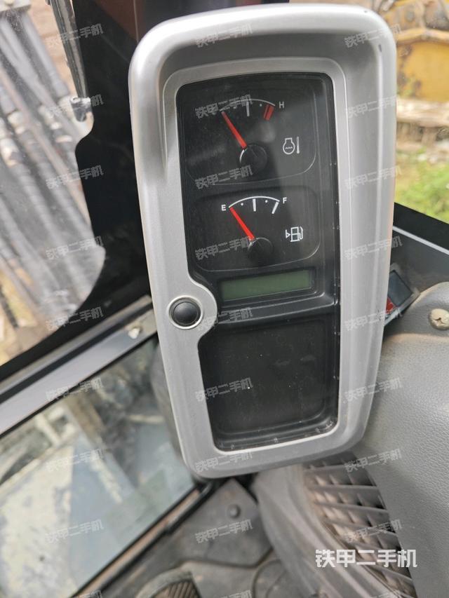 显示屏 （驾驶室部分）