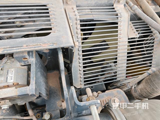 水箱+風(fēng)扇特寫(上車部件) 水箱+風(fēng)扇特寫(上車部件)