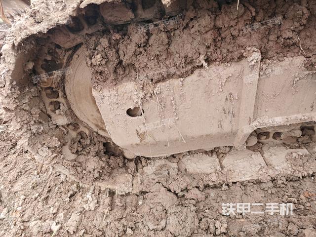 右導向輪(行走機構(gòu)) 右導向輪(行走機構(gòu))
