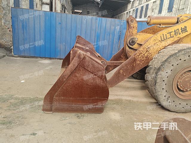 工作裝置整體(整機外觀及大件) 工作裝置整體(整機外觀及大件)