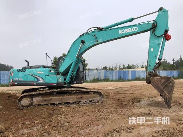 整機(jī)右后45°(整機(jī)外觀) 整機(jī)右后45°(整機(jī)外觀)