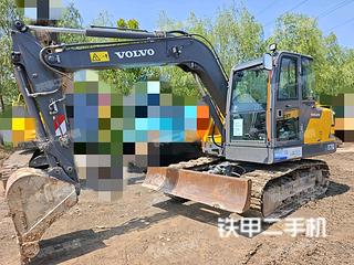 沃尔沃EC75D挖掘机实拍图片