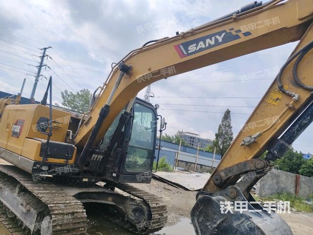 右前45(整機外觀) 右前45(整機外觀)