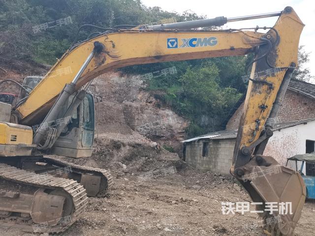 大臂整體?右側(cè)(工作和回轉(zhuǎn)裝置) 大臂整體?右側(cè)(工作和回轉(zhuǎn)裝置)
