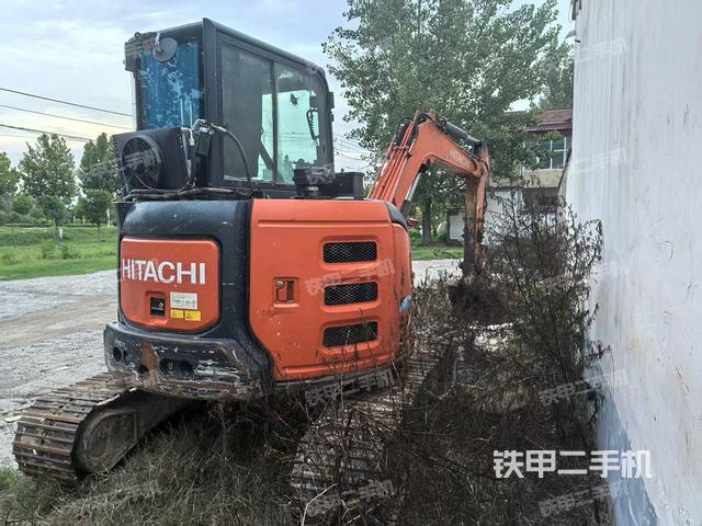 整機(jī)右后45°(整機(jī)外觀) 整機(jī)右后45°(整機(jī)外觀)