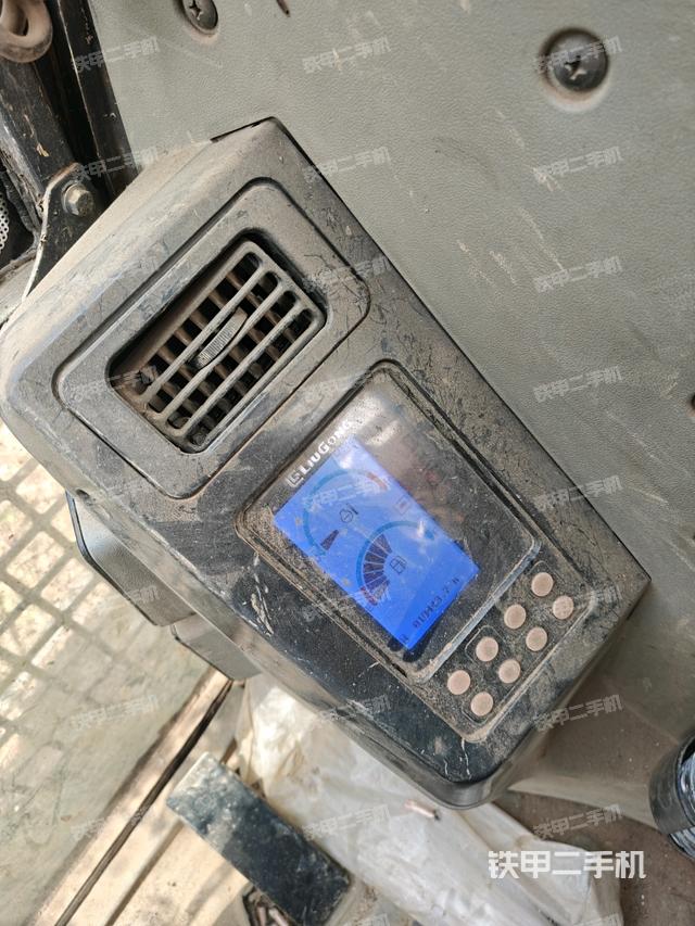 顯示屏?(駕駛室部分) 顯示屏?(駕駛室部分)