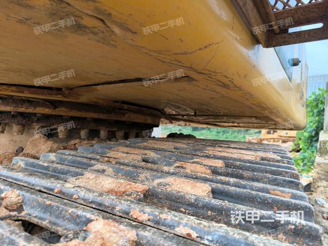 右驱动轮(行走机构) 右驱动轮(行走机构)