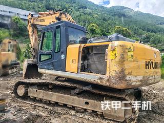 现代R225LC-7挖掘机实拍图片