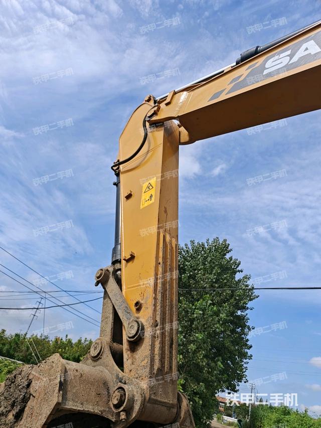 大臂整體?右側(cè)(工作和回轉(zhuǎn)裝置) 大臂整體?右側(cè)(工作和回轉(zhuǎn)裝置)