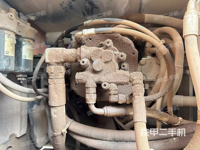 液压泵斜45 左(大件舱室) 液压泵斜45 左(大件舱室)