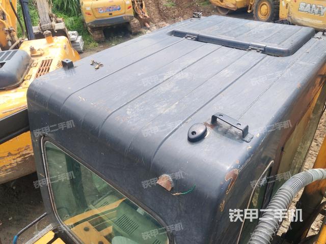 駕駛室頂部俯視(上車部件) 駕駛室頂部俯視(上車部件)