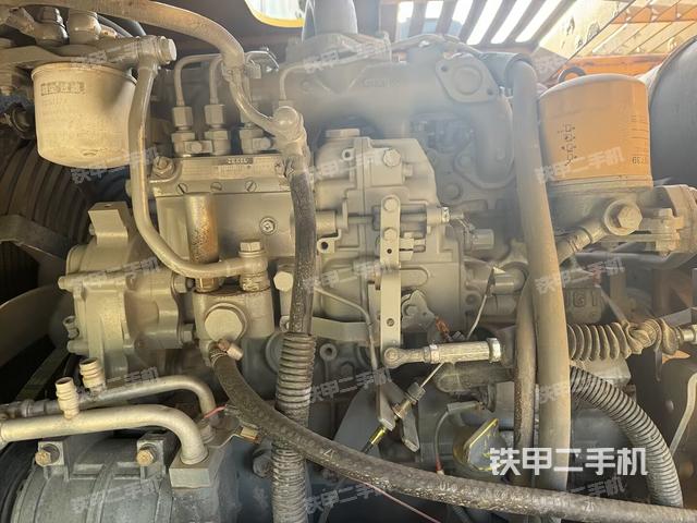 發(fā)動機整體俯視(整機外觀) 發(fā)動機整體俯視(整機外觀)