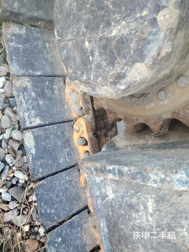 单侧履带整体（整机外观）