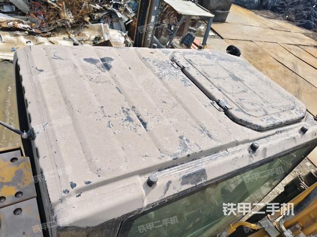 駕駛室頂部俯視(上車部件) 駕駛室頂部俯視(上車部件)