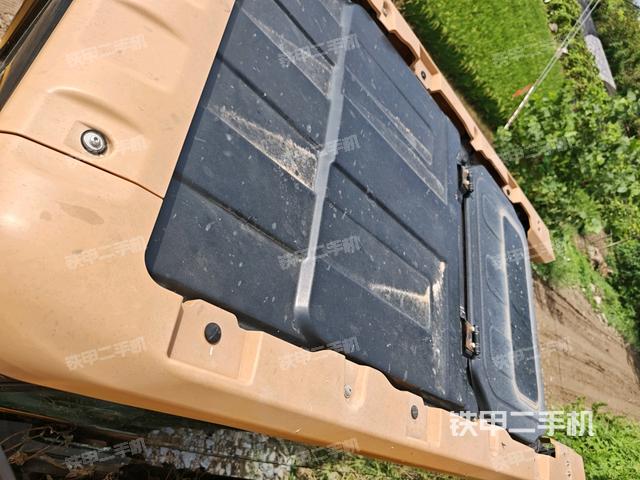 駕駛室頂部俯視(上車部件) 駕駛室頂部俯視(上車部件)