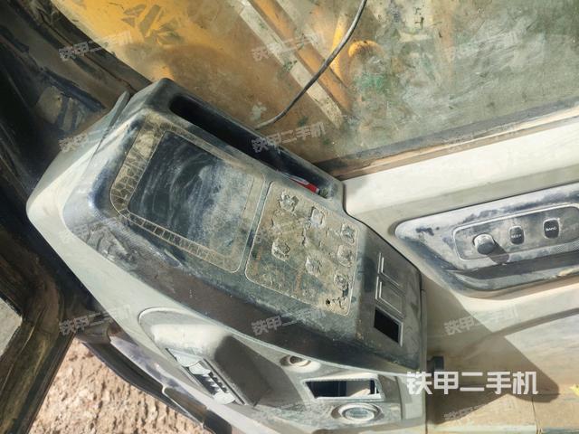 顯示屏?(駕駛室部分) 顯示屏?(駕駛室部分)