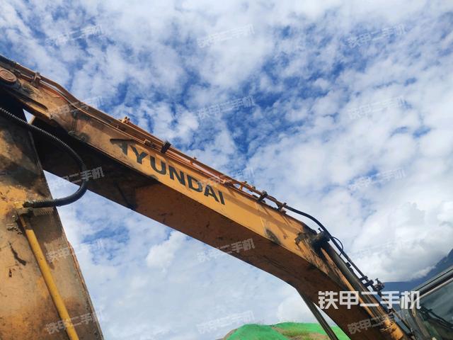 小臂整體右前(工作和回轉(zhuǎn)裝置) 小臂整體右前(工作和回轉(zhuǎn)裝置)