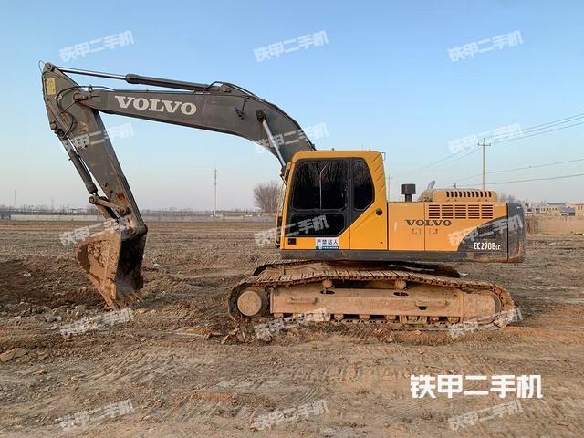 沃爾沃EC240CL清道夫挖掘機