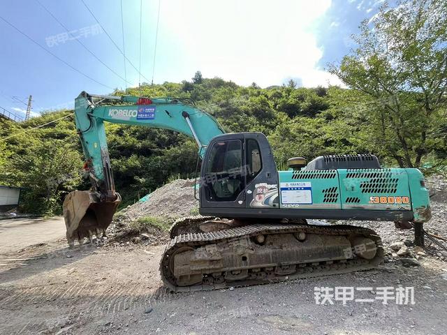 神钢SK350LC8挖掘机