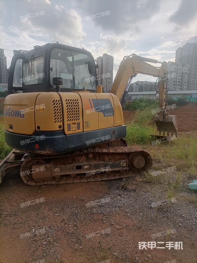 整機(jī)右后45°（整機(jī)外觀）