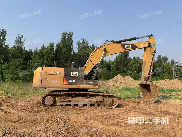 整機(jī)右后45°(整機(jī)外觀) 整機(jī)右后45°(整機(jī)外觀)