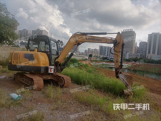 柳工CLG906E挖掘機(jī)