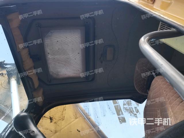 頂棚整體(駕駛室部分) 頂棚整體(駕駛室部分)