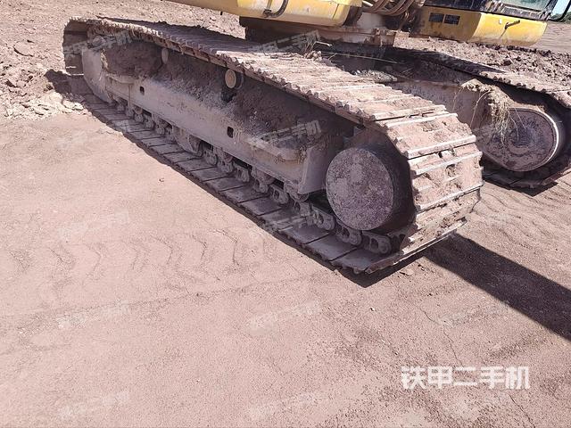 單側履帶整體(整機外觀) 單側履帶整體(整機外觀)