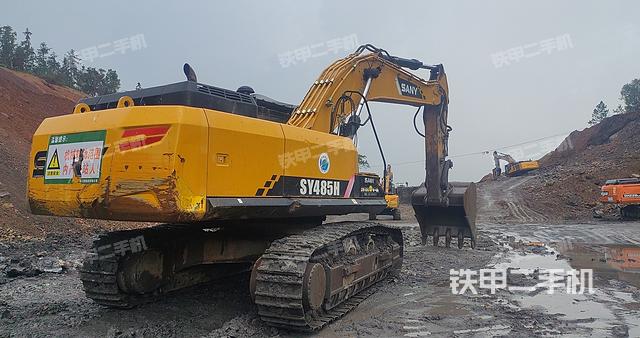 整機右后45°（整機外觀）