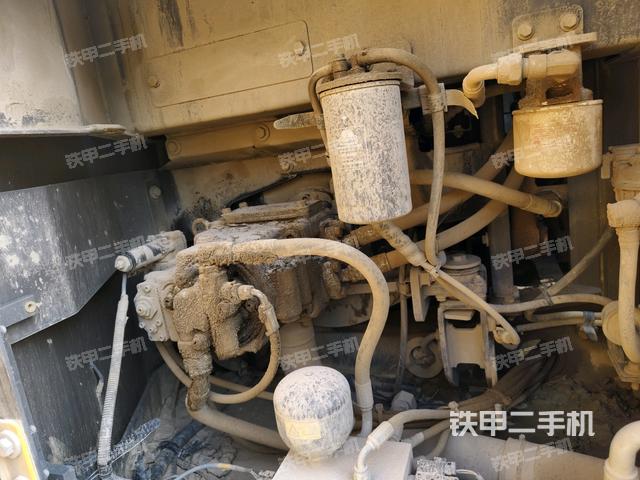液压泵斜45 左(大件舱室) 液压泵斜45 左(大件舱室)