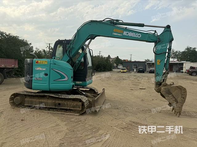整機右后45°(整機外觀) 整機右后45°(整機外觀)
