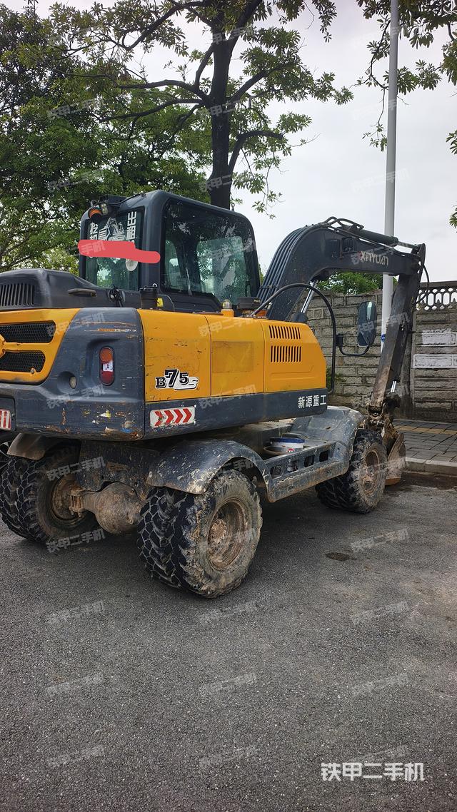 整機(jī)右后45°(整機(jī)外觀) 整機(jī)右后45°(整機(jī)外觀)