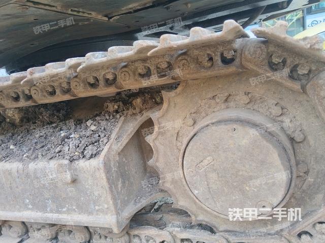 右驱动轮(行走机构) 右驱动轮(行走机构)