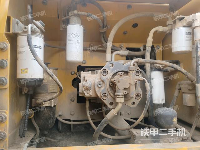 液壓泵室(大件艙室) 液壓泵室(大件艙室)