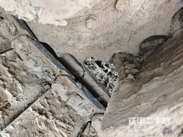 左侧行走马达盖板(行走机构) 左侧行走马达盖板(行走机构)