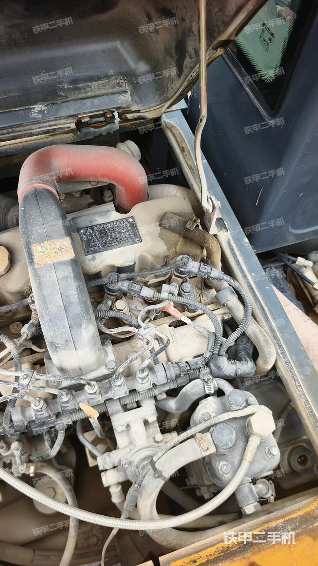 發(fā)動機(jī)整體俯視(整機(jī)外觀) 發(fā)動機(jī)整體俯視(整機(jī)外觀)