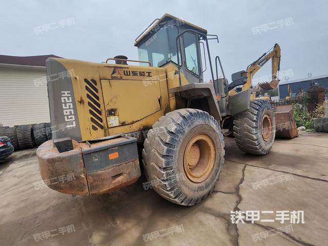 整機(jī)右后45°(整機(jī)外觀及大件) 整機(jī)右后45°(整機(jī)外觀及大件)