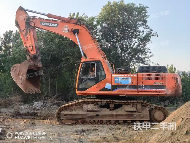 斗山DH500LC-7挖掘機(jī)