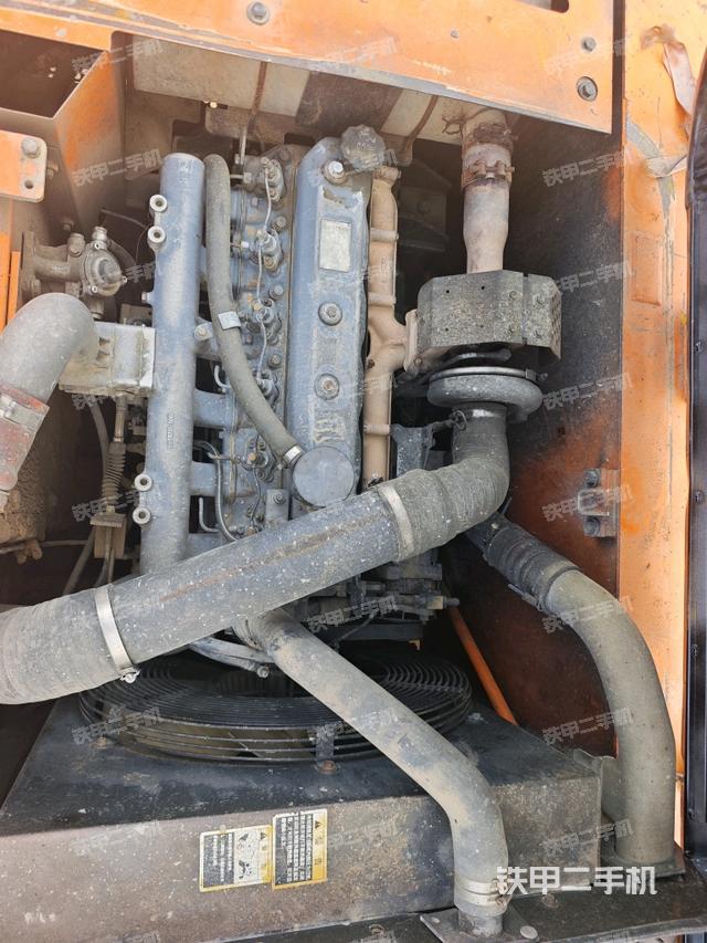 發(fā)動(dòng)機(jī)整體俯視(整機(jī)外觀) 發(fā)動(dòng)機(jī)整體俯視(整機(jī)外觀)