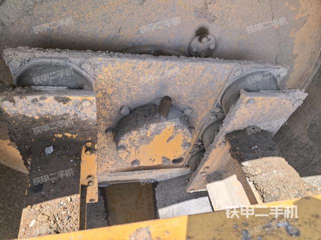 钢轮厚度(压路机前后车架) 钢轮厚度(压路机前后车架)