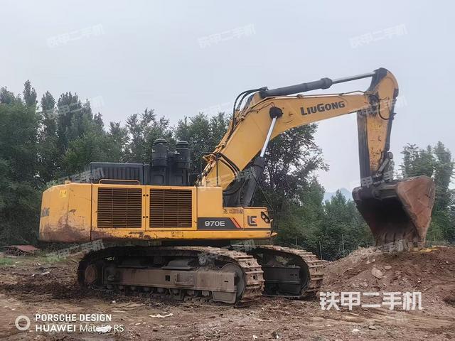 整機(jī)右后45°(整機(jī)外觀) 整機(jī)右后45°(整機(jī)外觀)