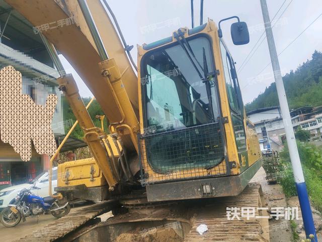 山東臨工E6210F挖掘機(jī)